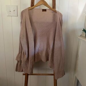 POL Women's Cardigan in Soft Beige
